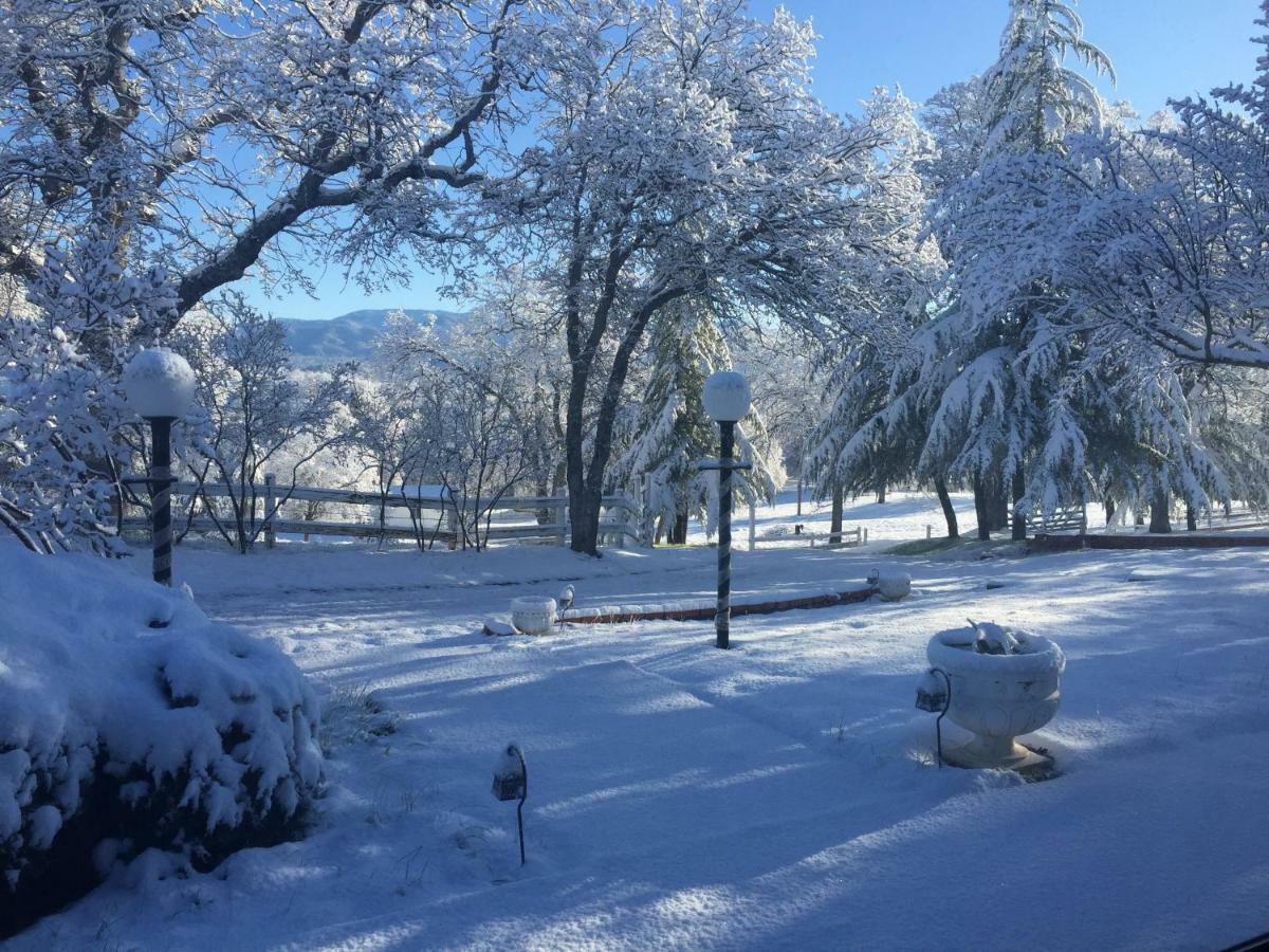 Вілла Moon Ranch - A Gateway To Yosemite Маріпоса Екстер'єр фото